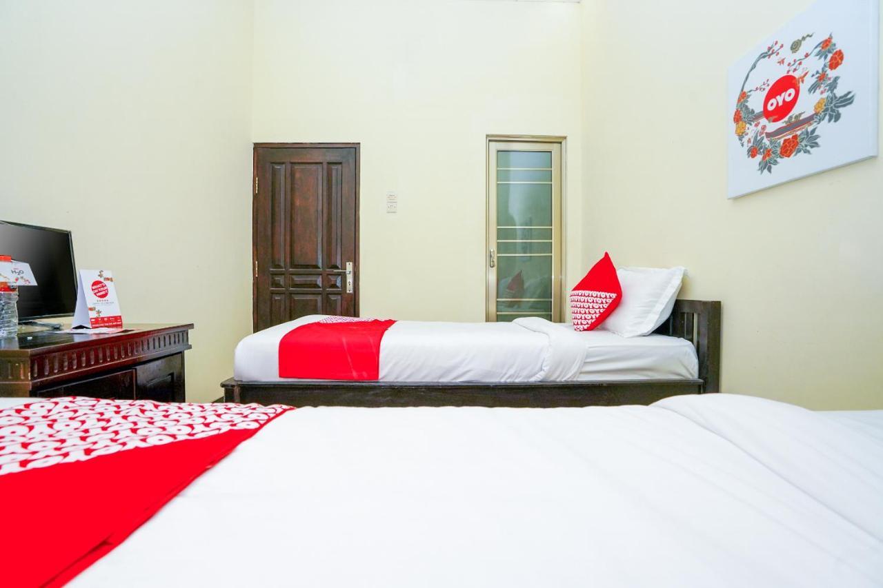 Oyo 1087 Homestay Potato House Bromo Exterior foto
